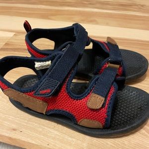 Oshkosh Sandals size 12 toddler/little kid